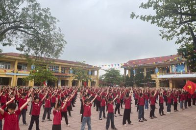 ÂM VANG NGÀY HỘI VÕ NHẠC VOVINAM TRÊN SÂN TRƯỜNG TIỂU HỌC NGUYÊN LÝ!